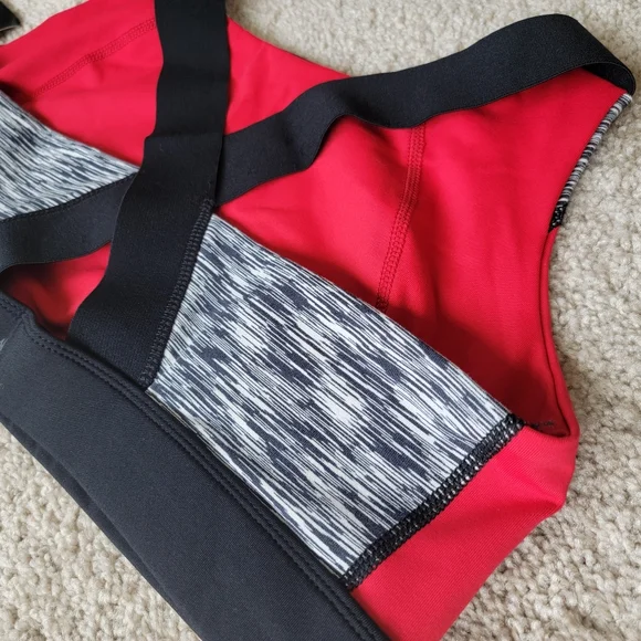 NWT Torrid Active Red and Gray Performance Sports Bra 1 - Picture 8 of 9